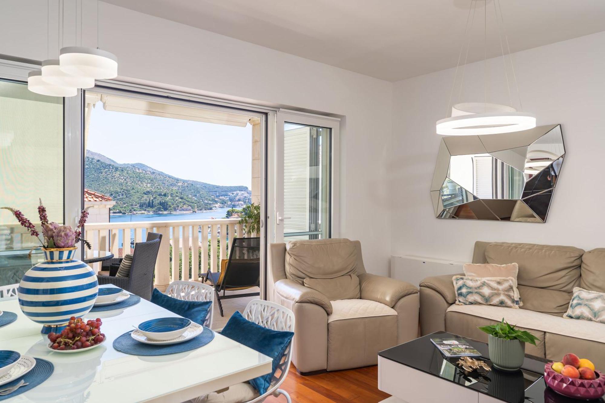 Seaview Elegance Apartment Затон Екстериор снимка