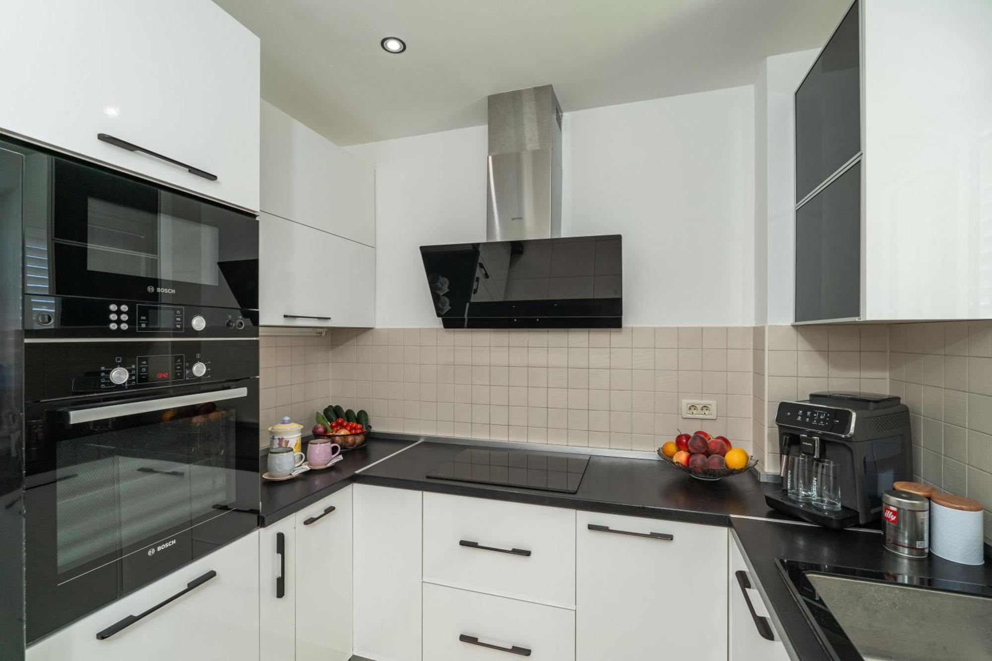 Seaview Elegance Apartment Затон Екстериор снимка